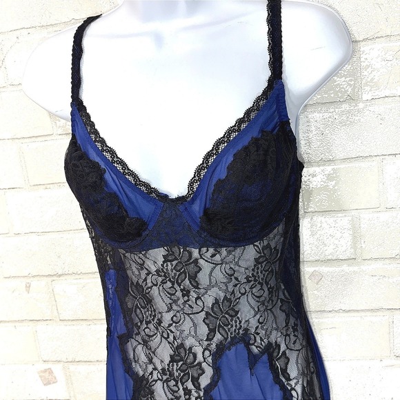Vtg 90s  Fredericks Hollywood Sheer Lace‎ Chemise Slip Dress Large (Fits S) Vamp - Picture 3 of 11